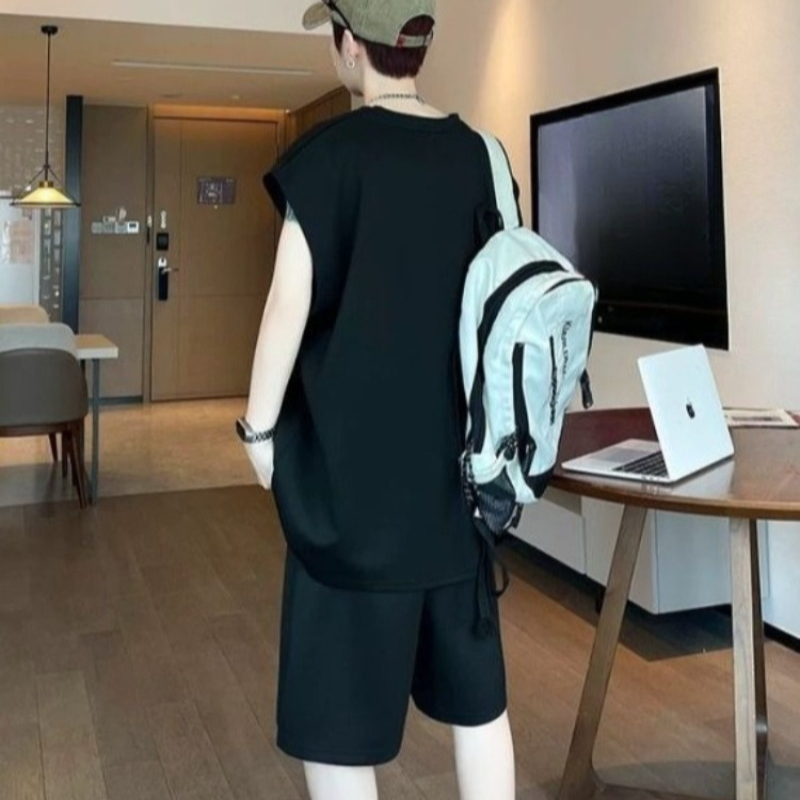 طقم صيفي خفيف الوزن للشباب وال - مراجعة Outdoor Sports Outfit وسعره